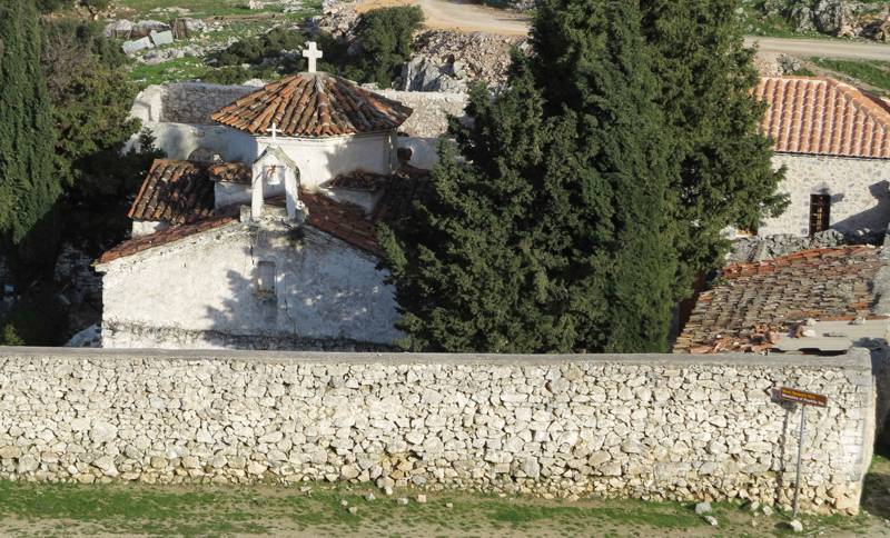Πάστρα: Η πρόσφατα ανακαινισθείσα μονή του Προφήτη Ηλία Πάστρα