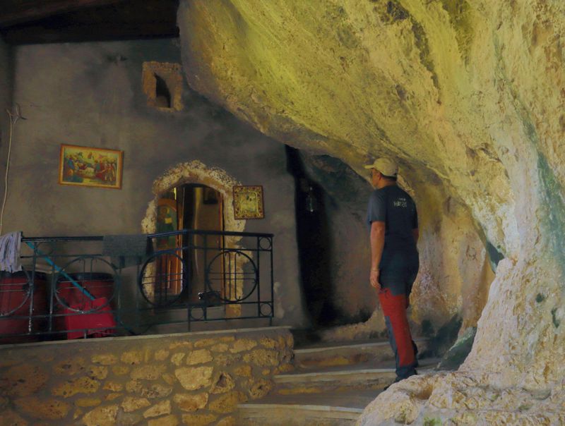 Menalon Trail: In Sfyrida hermitage Menalon Trail topoguide