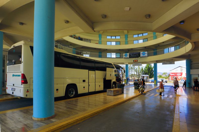 Menalon Trail: KTEL Arcadia bus station in Tripolis Menalon Trail topoguide