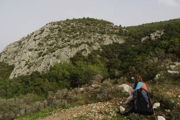 Όνια όρη: ανεβαίνοντας από την Ανάληψη στον Προφήτη Ηλία Όνια όρη: ανεβαίνοντας από την Ανάληψη στον Προφήτη Ηλία