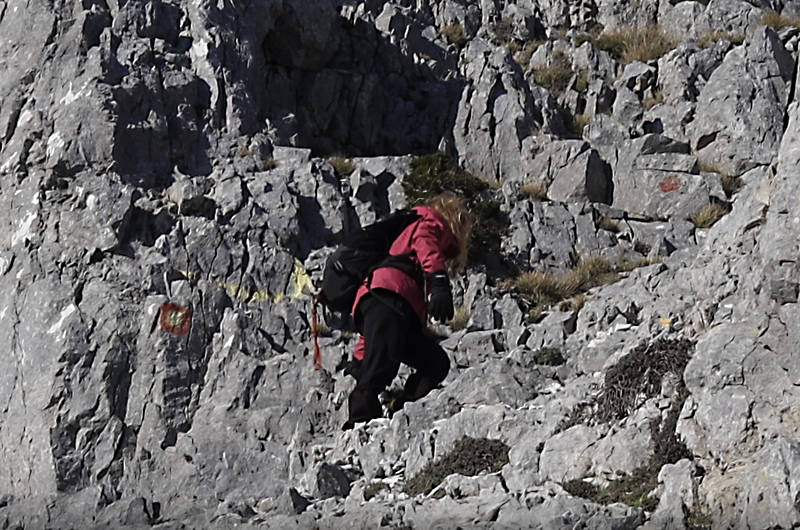 Δίρφυς topoguide: Ανάβαση στην κορυφή Δέλφι, το πρώτο απότομο πέρασμα Δίρφυς topoguide