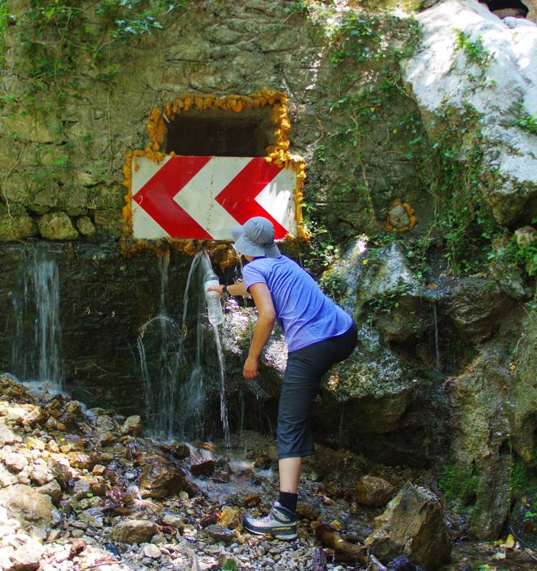  Giona topoGuide: Reka gorge, Mylos spring