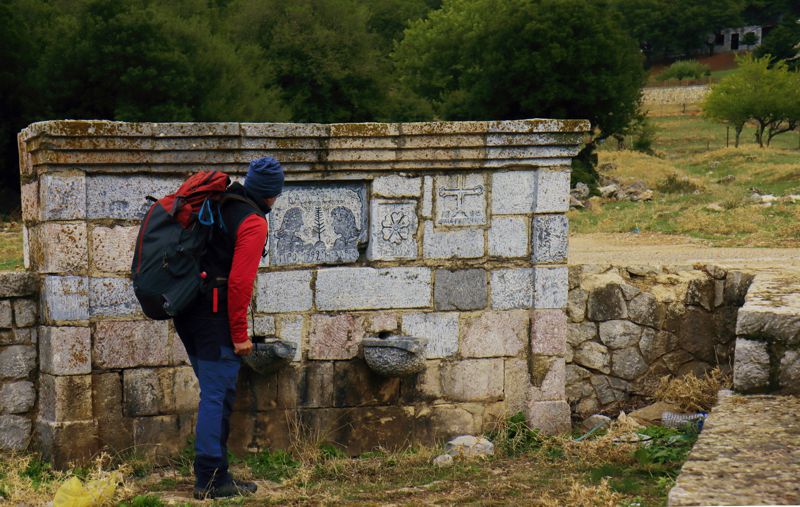 Ο22 Αγία Άννα-Άσκρη: Αφήνοντας την Αγία Άννα Ο22 Αγία Άννα-Άσκρη: Αφήνοντας την Αγία Άννα