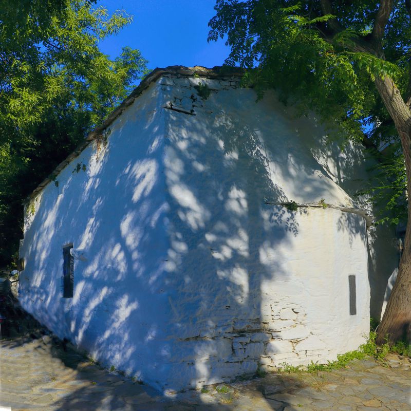 Chapels & churches of Alonnisos: The church of Evagelistria in Chora Alonnisos topoguide