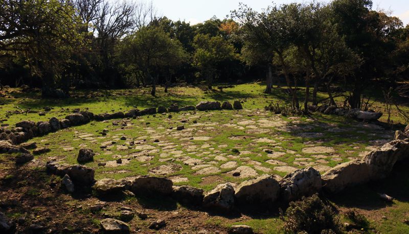 Βαφειός-Στύψη: Αλώνι στο οροπέδιο Λίμνες