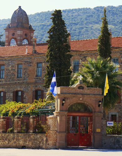 Μονές Λειμώνος και Μυρσινιώτισσας: Ερείπια της μονής Αγίου Αλεξάνδρου Μονές Λειμώνος και Μυρσινιώτισσας