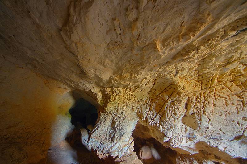 Σαλαμίνα: Σπήλαιο Ευριπίδη Μικρή Αττική topoguide