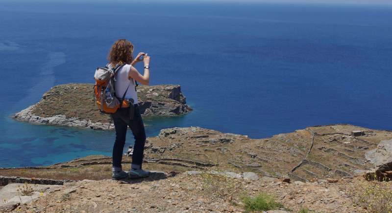 Κύθνος: Στην άκρη του Βρυόκαστρου