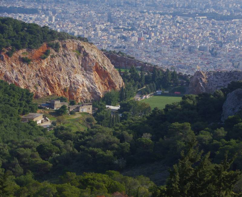 Ποικίλο όρος