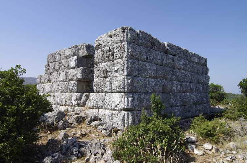 Parnitha topoguide: Limiko tower Parnitha topoguide