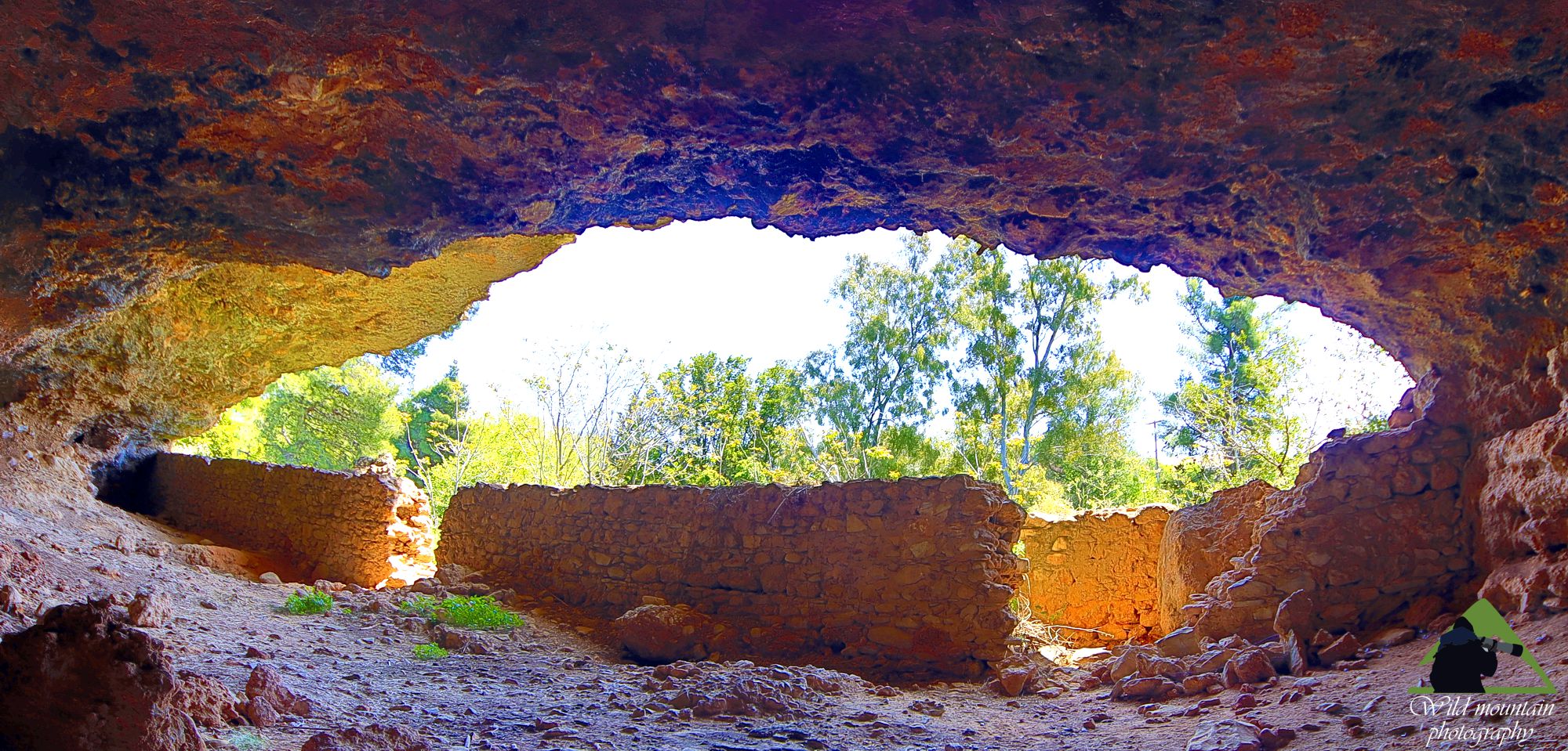 Σπήλαια και βάραθρα της Πεντέλης: Το σπήλαιο των Ευμενίδων