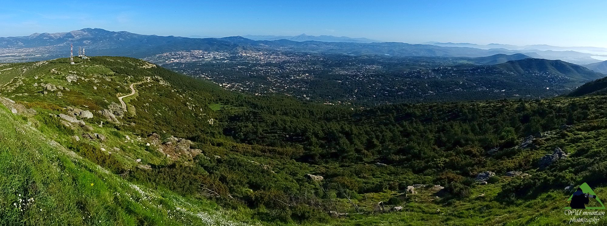 Ανάβαση Κηφισιά-κορυφή Αγιος Παντελεήμων: Διασχίζοντας τη ράχη από την Κορυφή 823 προς την Κορυφή 876
