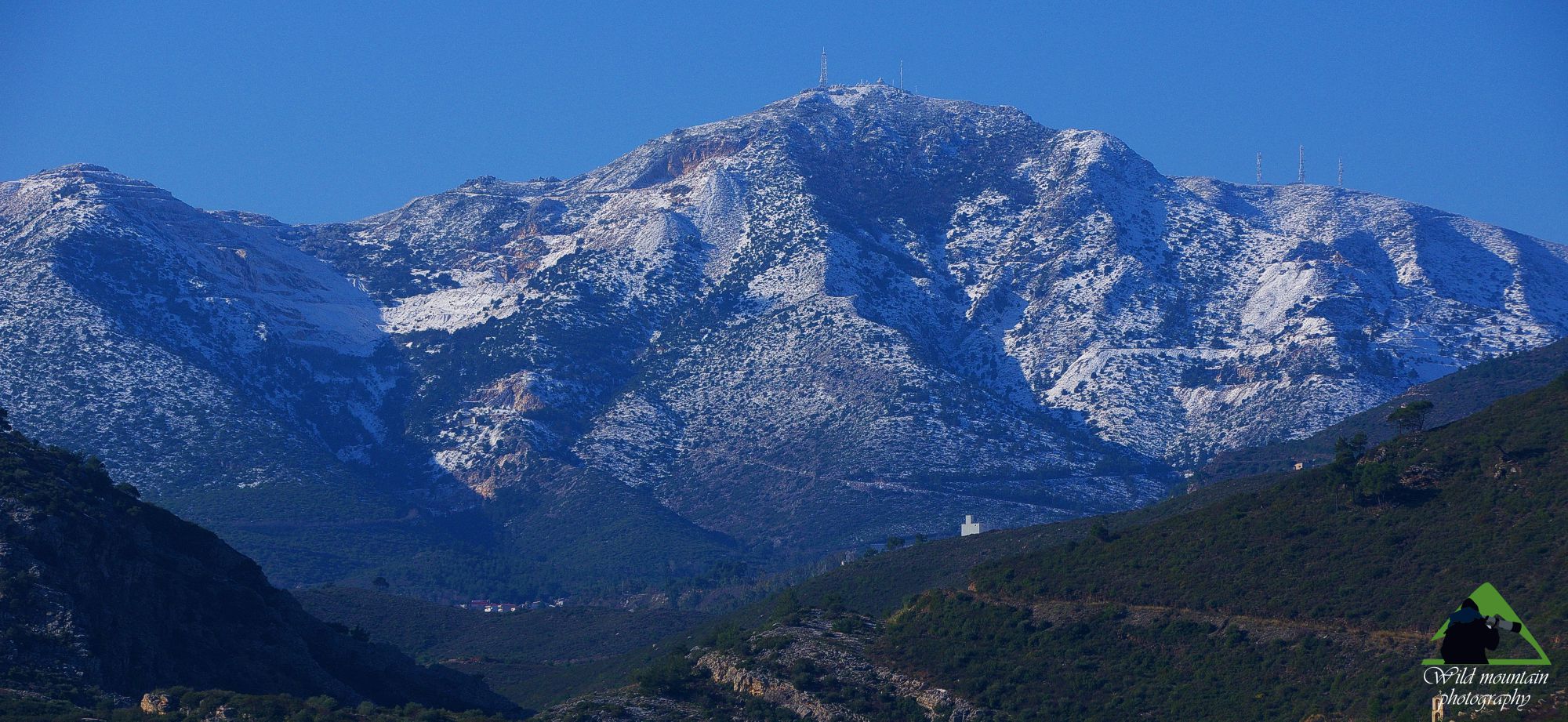 Πεντέλη, Τα πουλιά των κορυφών: Η βόρεια όψη των κορυφών της Πεντέλης