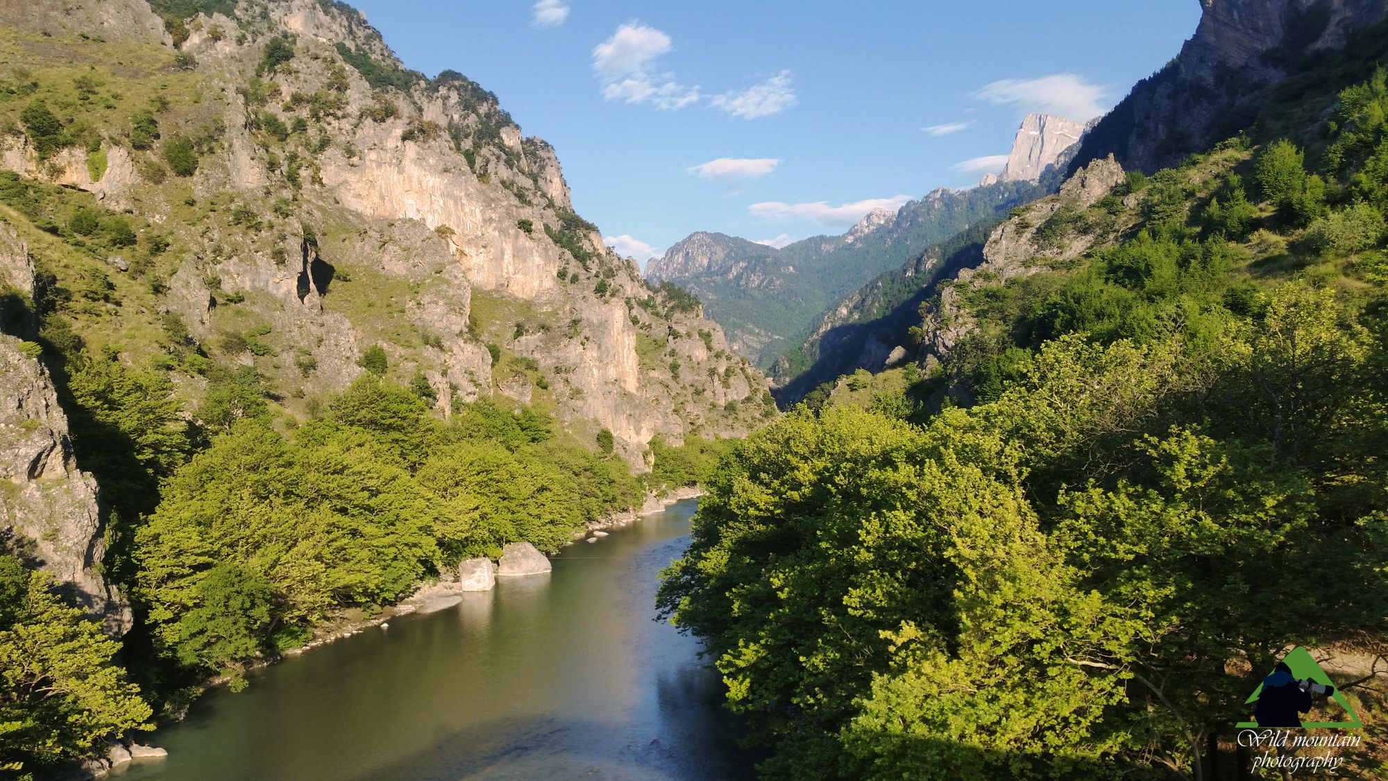 Οι βιότοποι του Εθνικού Πάρκου Βόρειας Πίνδου: Η χαράδρα του Αώου είναι ένα από τα πιο δυσπρόσιτα και ασφαλή καταφύγια της φύσης στη Βόρεια Πίνδο Οι βιότοποι του Εθνικού Πάρκου Βόρειας Πίνδου: Η χαράδρα του Αώου είναι ένα από τα πιο δυσπρόσιτα και ασφαλή καταφύγια της φύσης στη Βόρεια Πίνδο