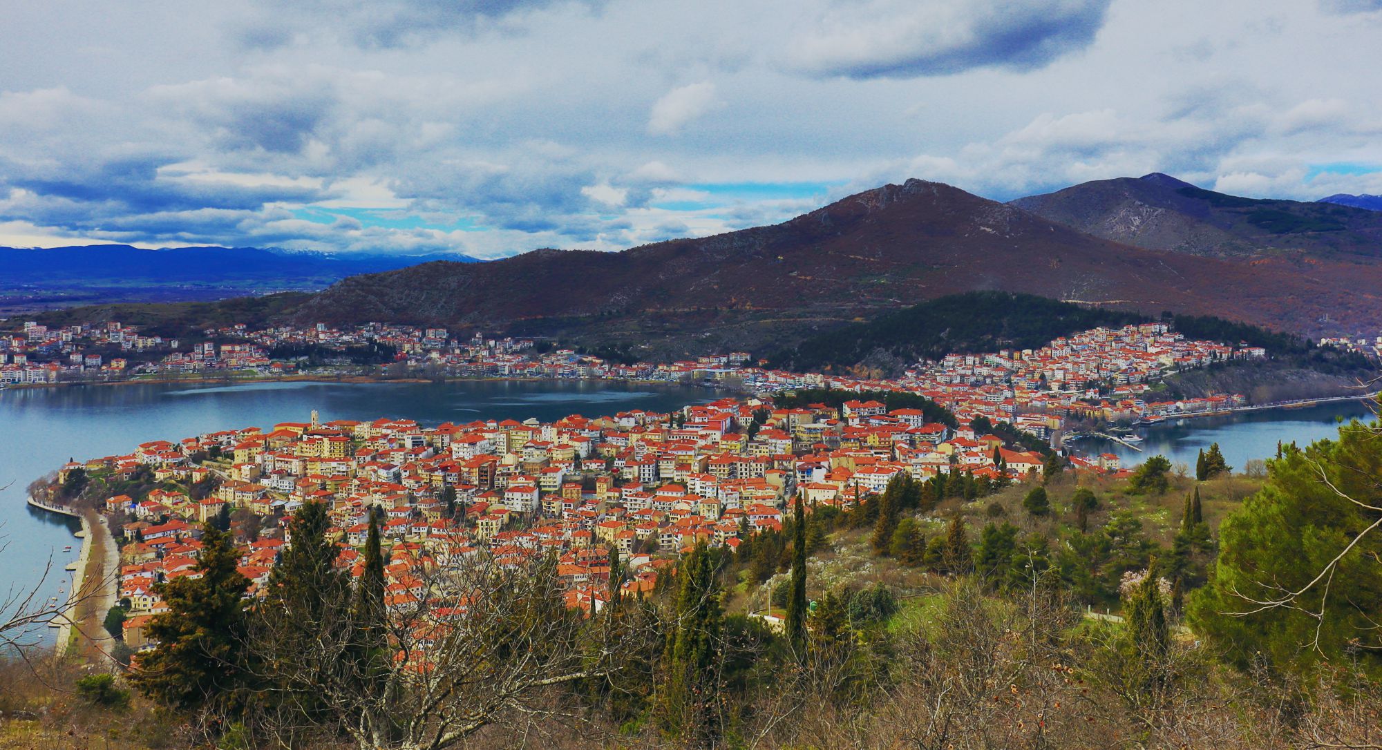 Τα μονοπάτια της Χερσονήσου Καστοριάς: Άποψη της Καστοριάς, από το τέλος της διαδρομής Προφήτης Ηλίας-Άγιος Αθανάσιος
