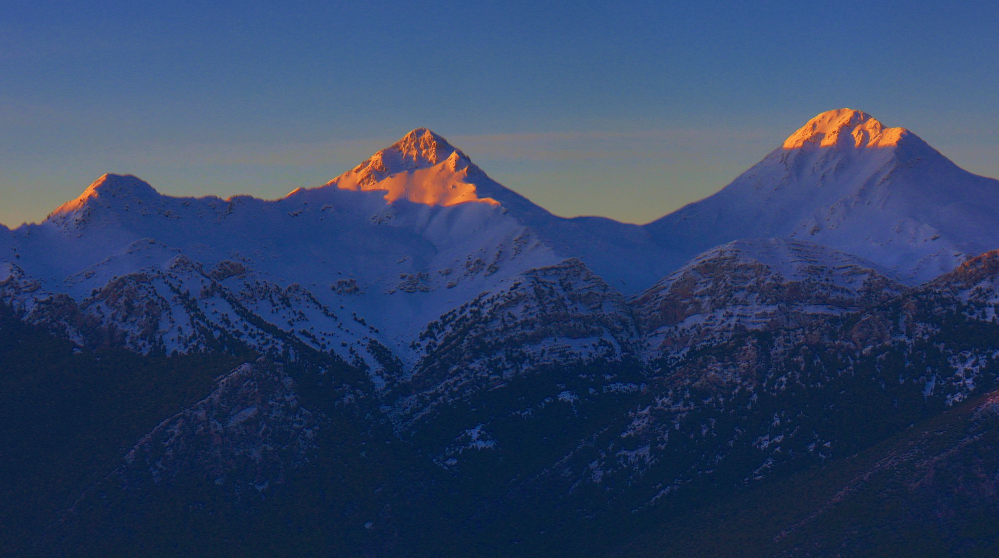Ερύμανθος: Οι ψηλότερες κορυφές Ωλονός και Μουγγίλα