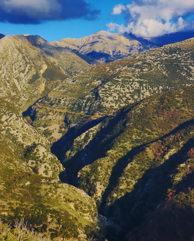 Μάνη-Αβία. Το ανώτερο τμήμα της χαράδρας της Κοσκάραγας Μάνη: Αβία topoguide