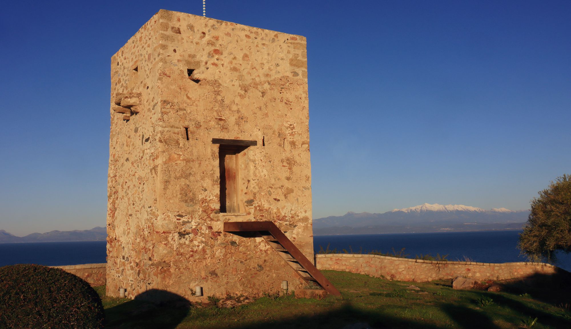 Monemvasia-Vatika topoguide: The Elias Tower