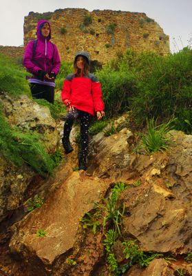 Hiking in Kyparissi, Monemvasia, Vatika and Cape Maleas: Στο Κάστρο της Μονεμβασιάς