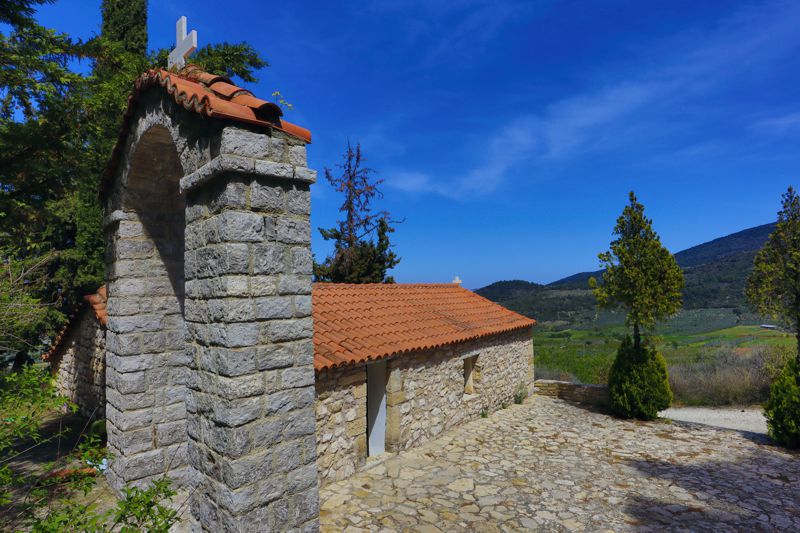 Hiking in Mycenae: Agionori-Klenia