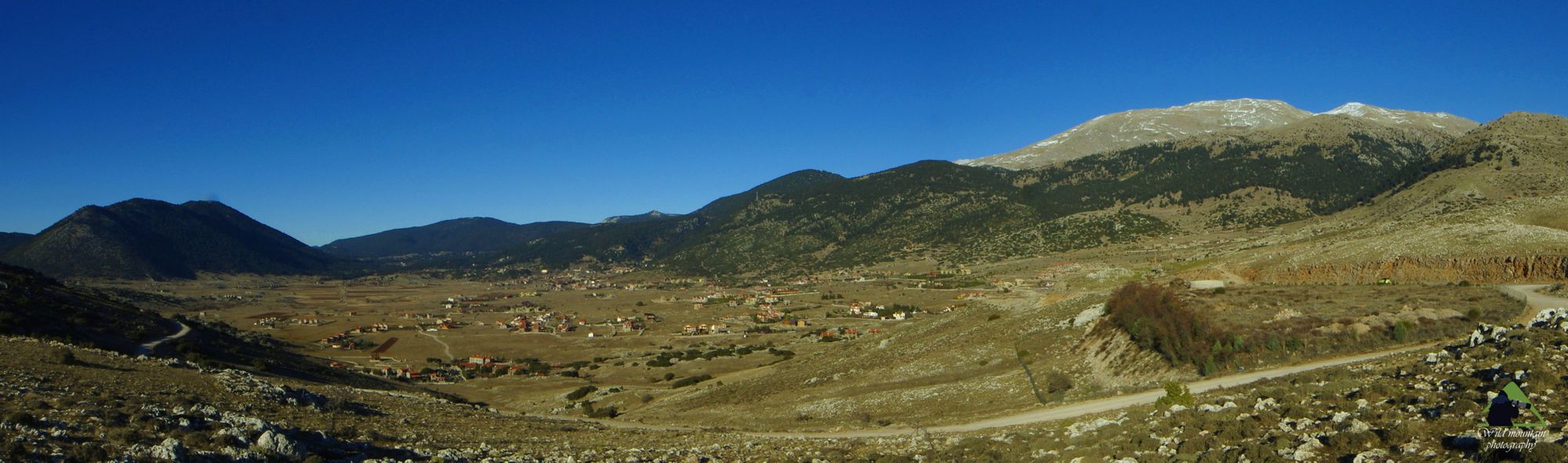 Οι πόλγες της Στερεάς Ελλάδας: Οροπέδιο Λιβαδιού Αράχωβας, η πιο γνωστή πόλγη της νότιας Ελλάδας