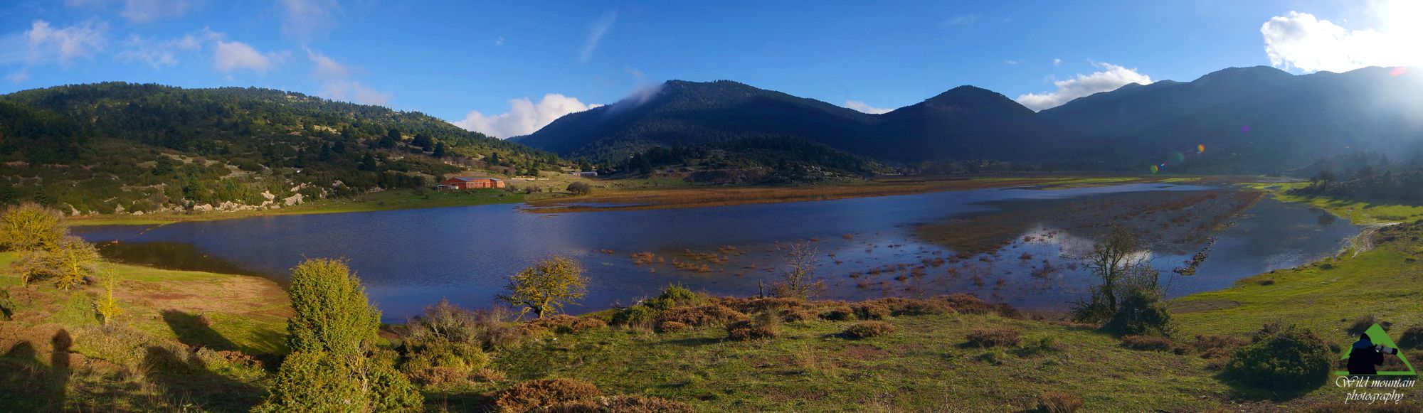 Οι πόλγες της Στερεάς Ελλάδας: Η μεγάλη πόλγη Ζερίκι που φιλοξενεί το χωριό Ελικώνας, το παλιό Ζερίκι