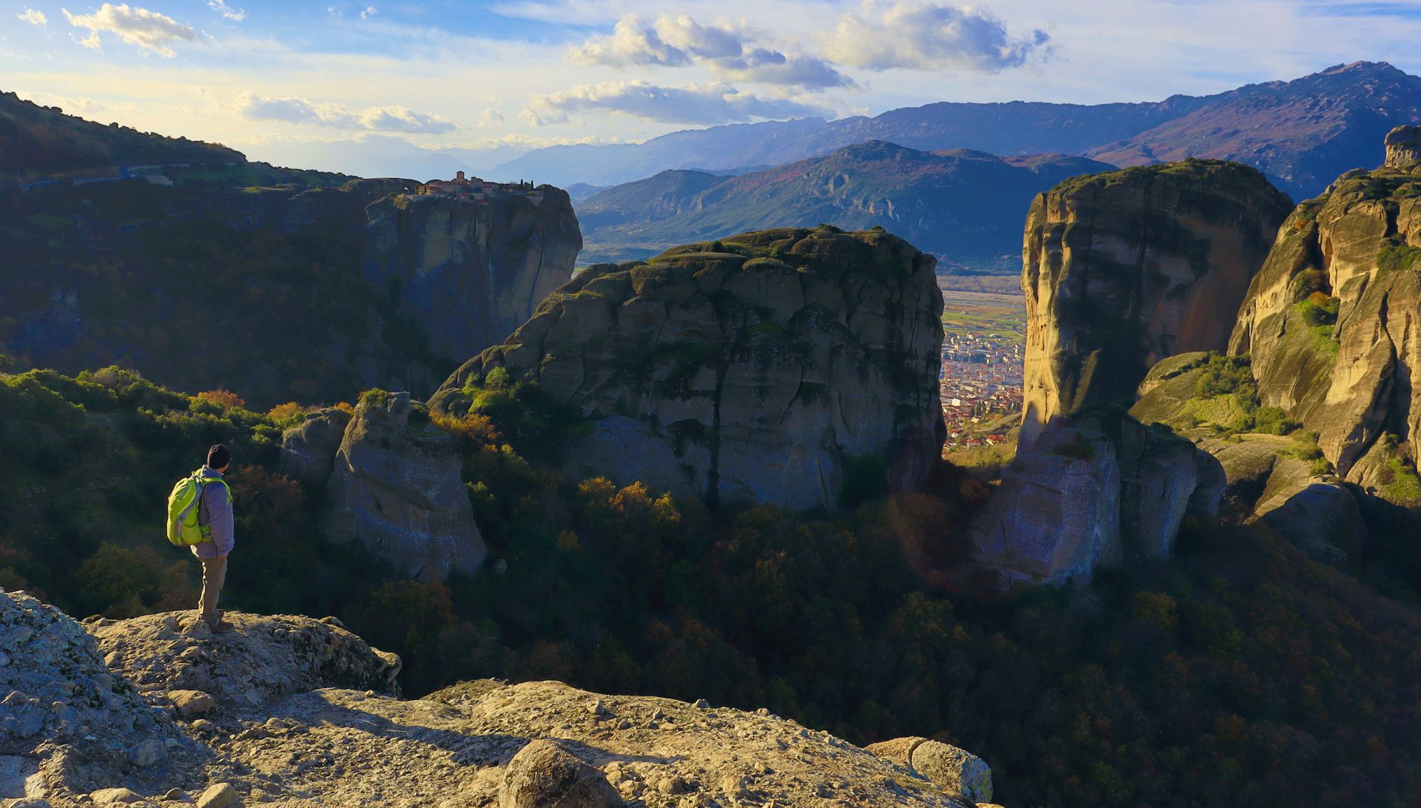 Hiking in Meteora: On way from Agios Stefanos to Agia Triada monasteries
