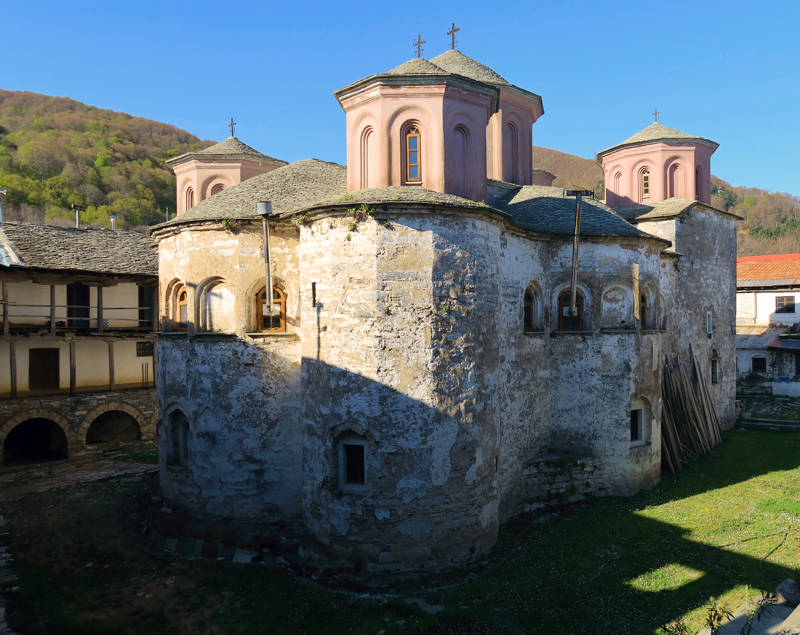 North Pelion topoguide: The katholikon of Flamouri monastery