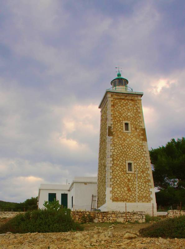 South Pelion topoguide: The old lighthouse on Cape Trikeri