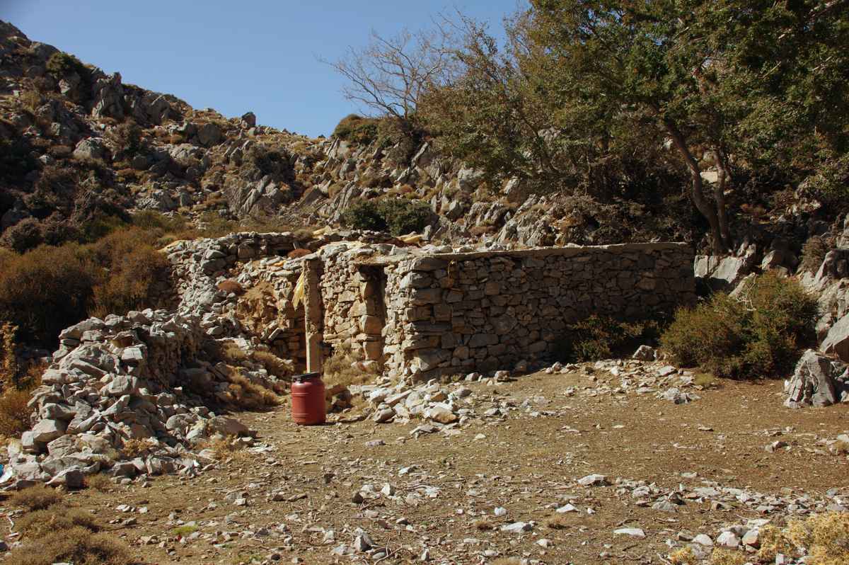 Μονοπάτια Λευκών Ορέων